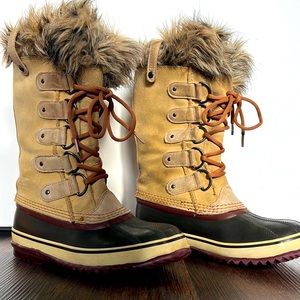 Sorel Joan of Arctic Fox Waterproof Boot-Size 8